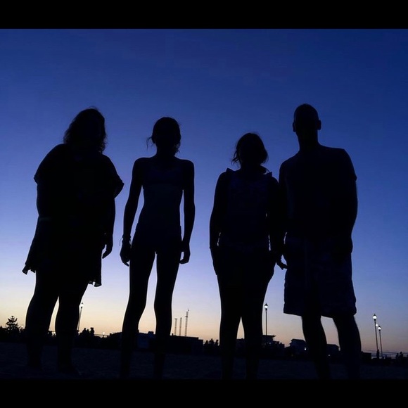 Meet your Posher, Danielle - Picture 4 of 6